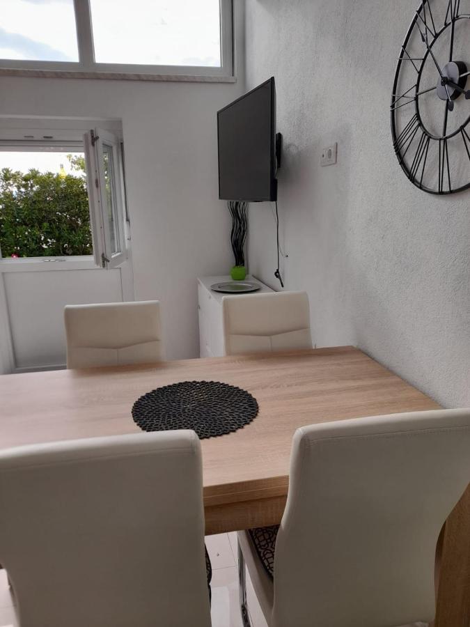 Ml Apartman Сень Екстер'єр фото