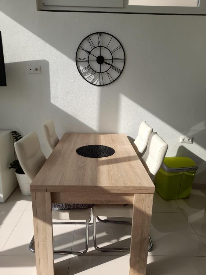 Ml Apartman Сень Екстер'єр фото