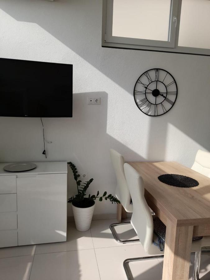Ml Apartman Сень Екстер'єр фото
