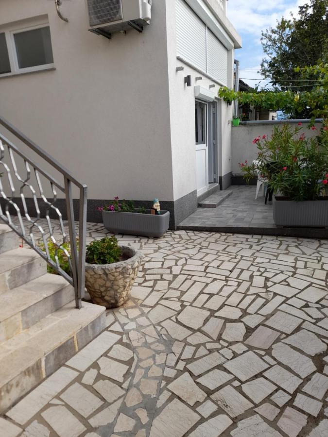 Ml Apartman Сень Екстер'єр фото