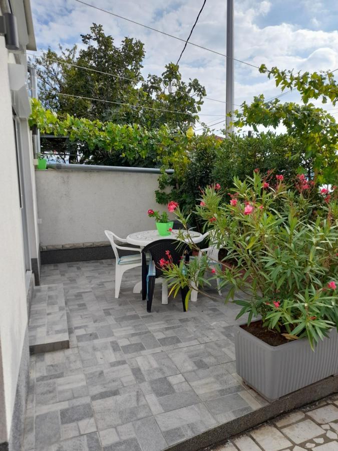 Ml Apartman Сень Екстер'єр фото