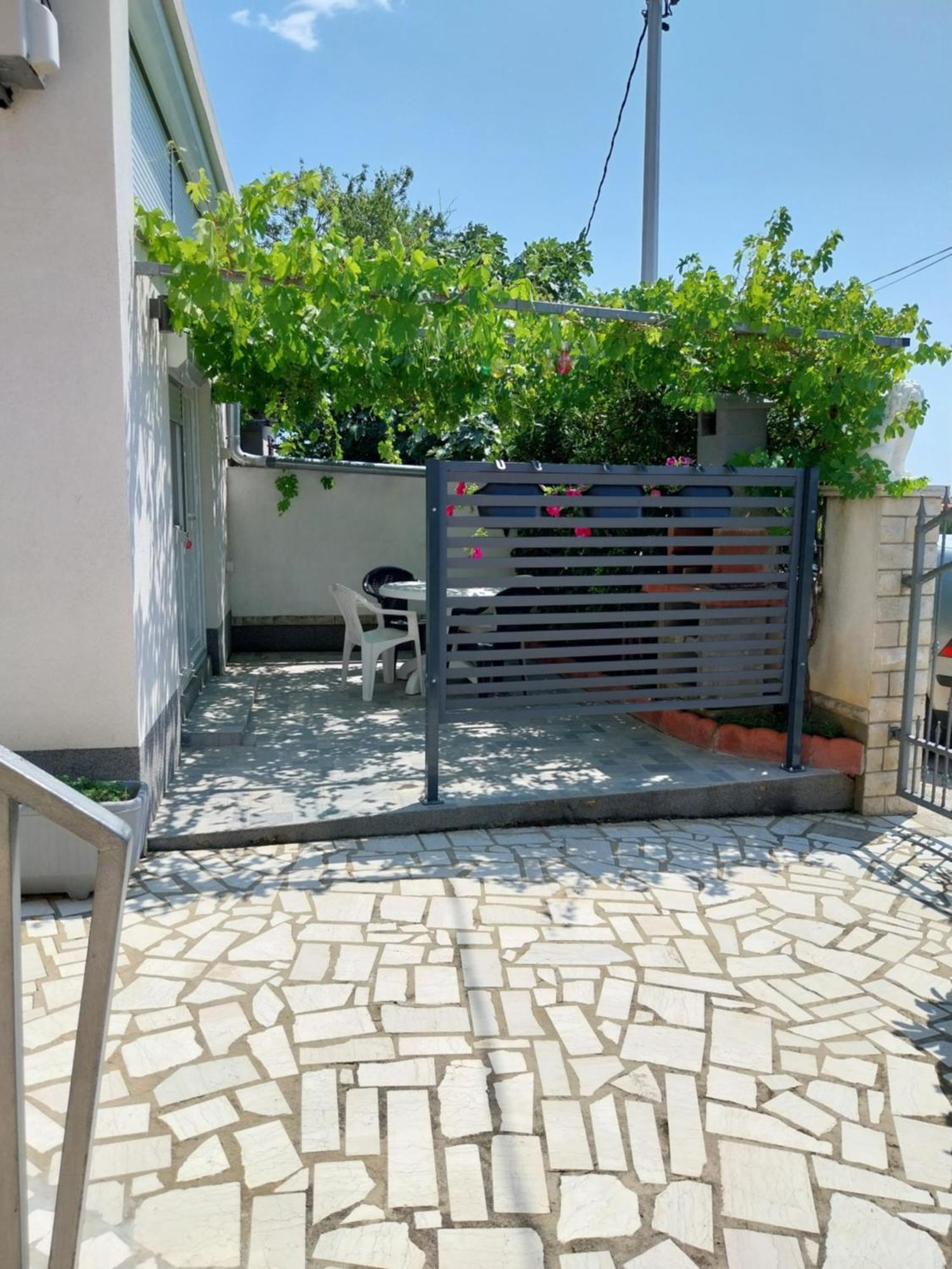 Ml Apartman Сень Екстер'єр фото