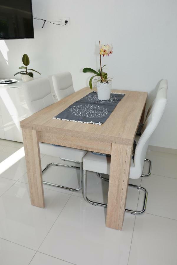 Ml Apartman Сень Екстер'єр фото